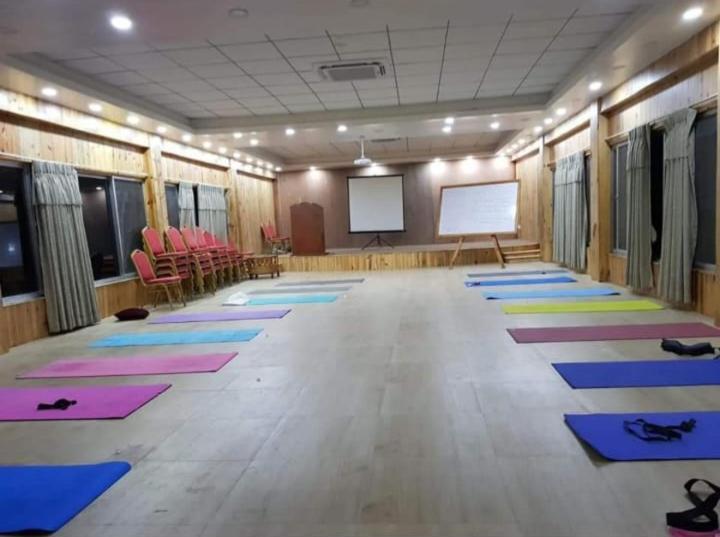 Himalayan Deurali Resort Pokhara Luaran gambar