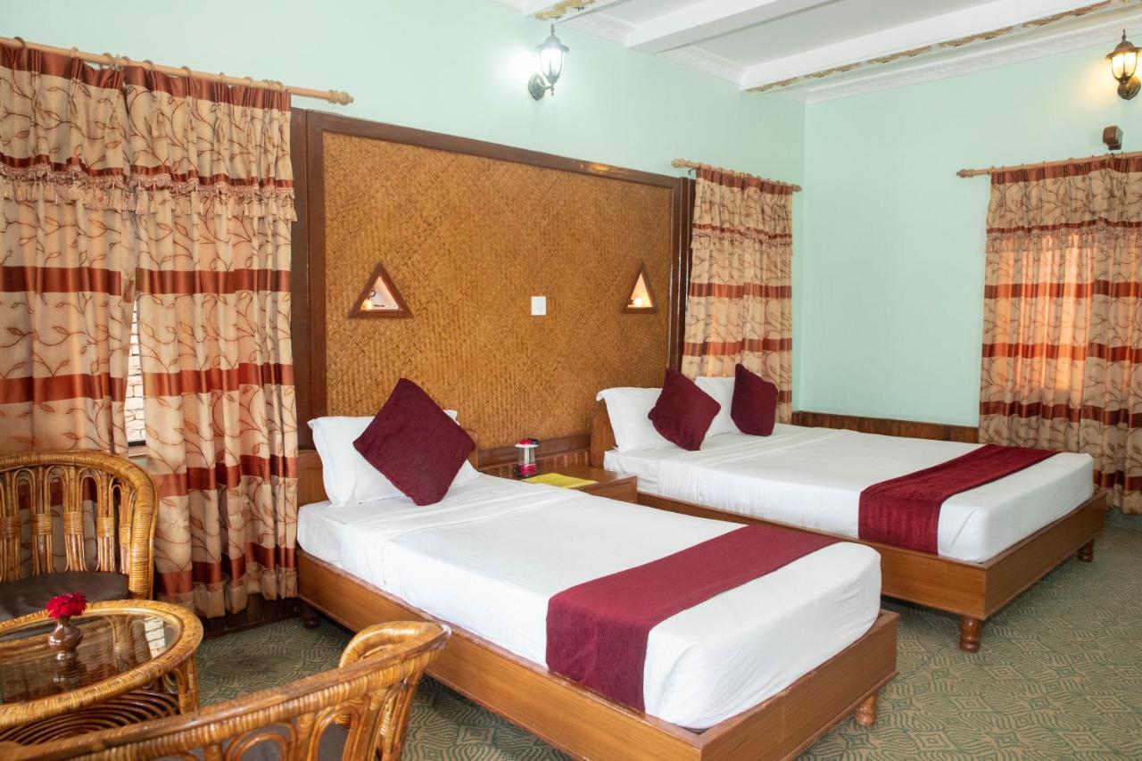 Himalayan Deurali Resort Pokhara Luaran gambar