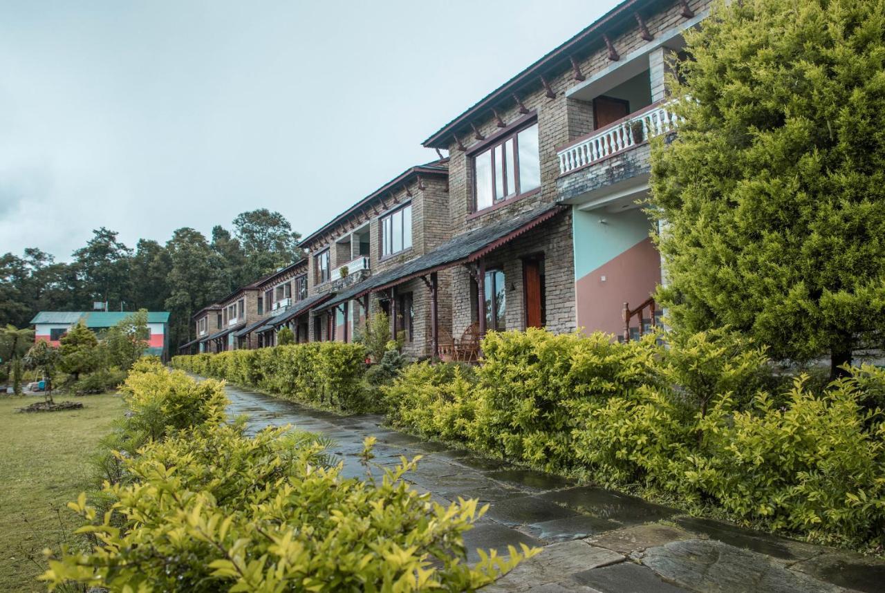 Himalayan Deurali Resort Pokhara Luaran gambar